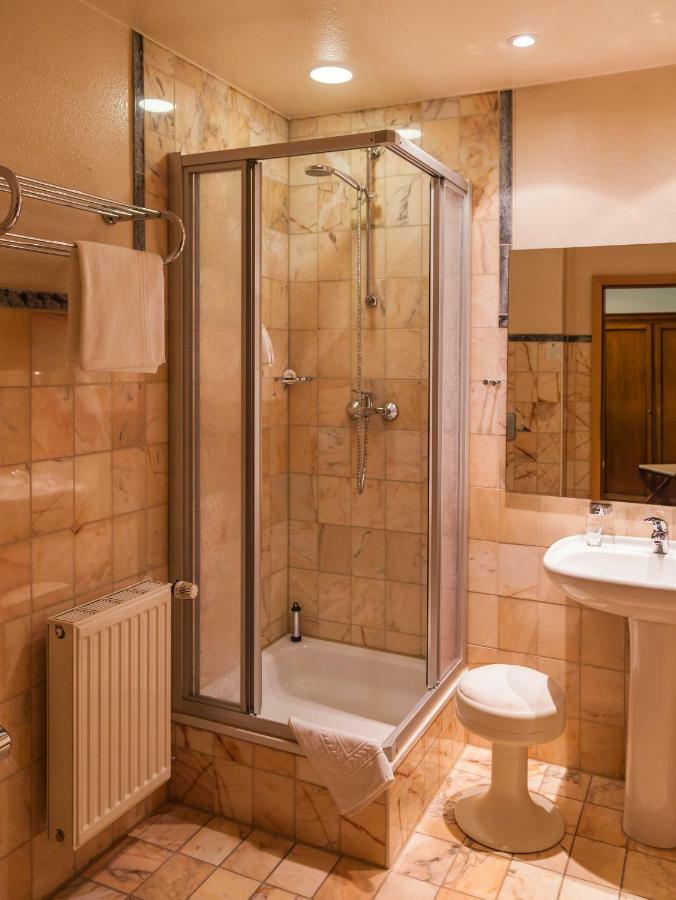 Hotel Ratskeller Schwarzenberg Schwarzenberg  Extérieur photo